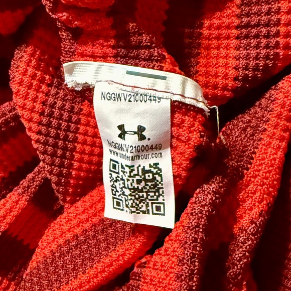 Under Armour Woman’s Burgundy and Red Striped Long Sleeve Tee - Picture 6 of 7